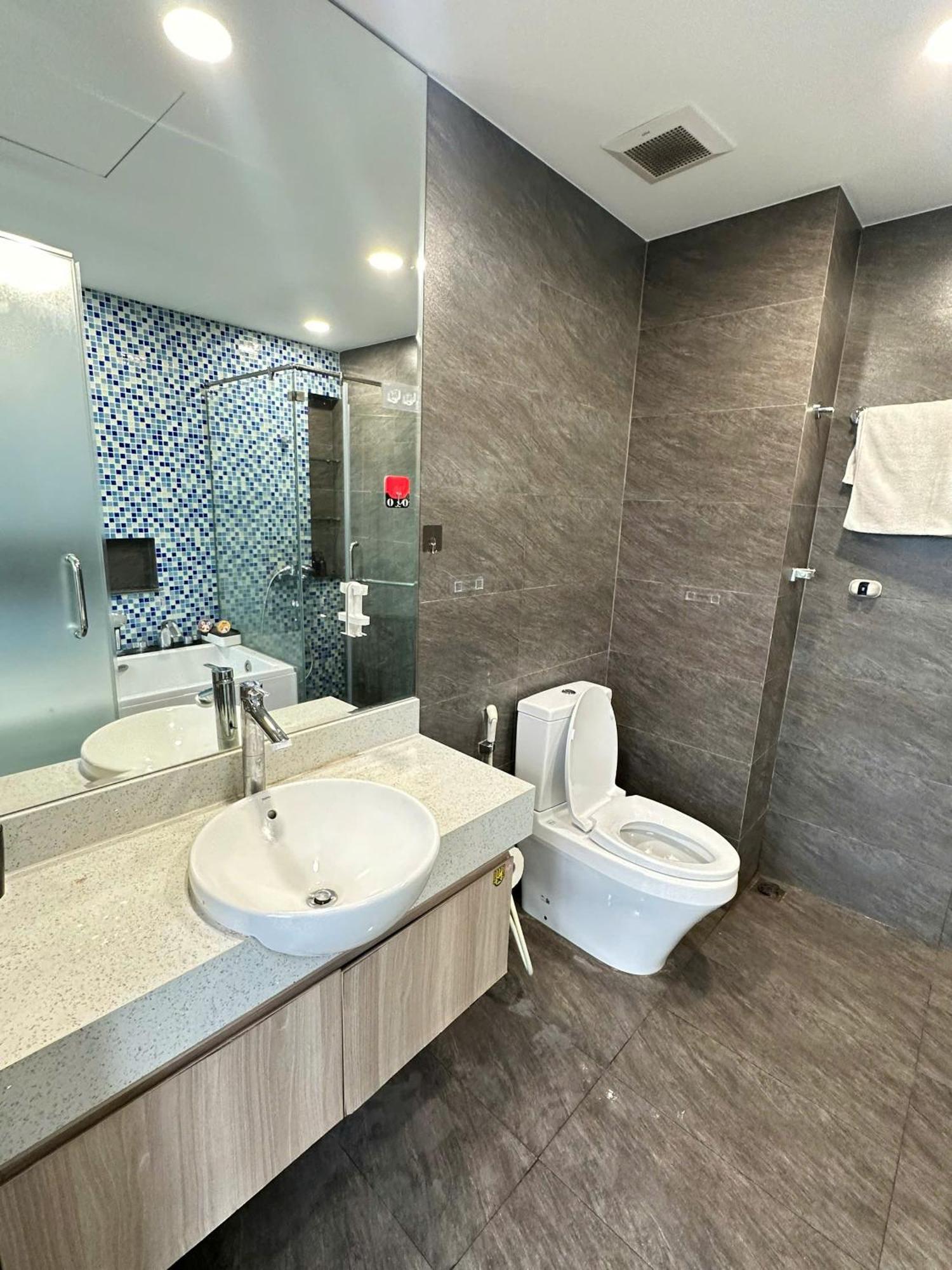 האנוי Luxe Paradise Residence Truc Bach מראה חיצוני תמונה